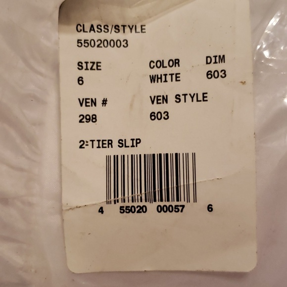 David's bridal slip for wedding dresses - Picture 7 of 7